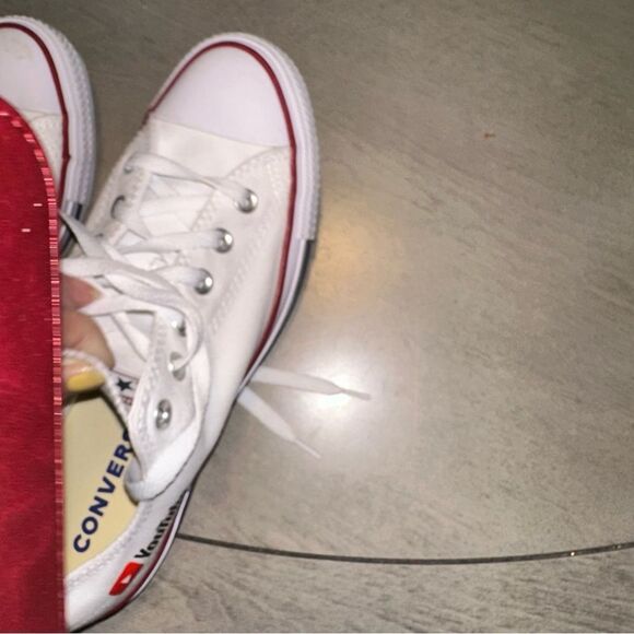 Converse Chuck Taylor All Star Low White Canvas Sneakers YouTube Logo 9.5 - Picture 15 of 15